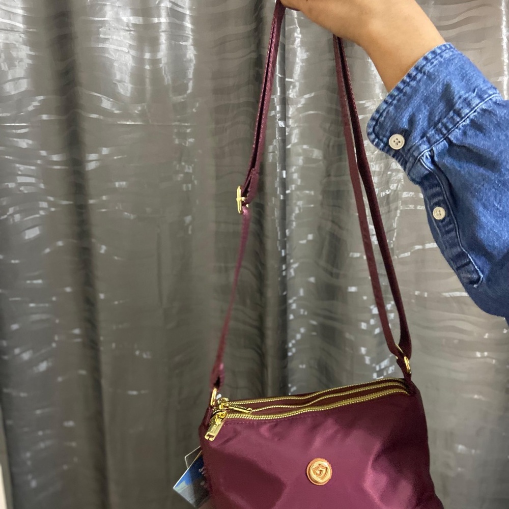 Colorblock Crossbody Bag - Multiple Colors - Picture 2 of 12